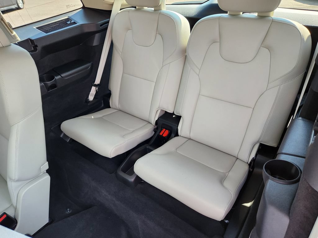 Used 2023 Volvo XC90 B6 Plus w/ Protection Package Premier AWD/4WD image 28