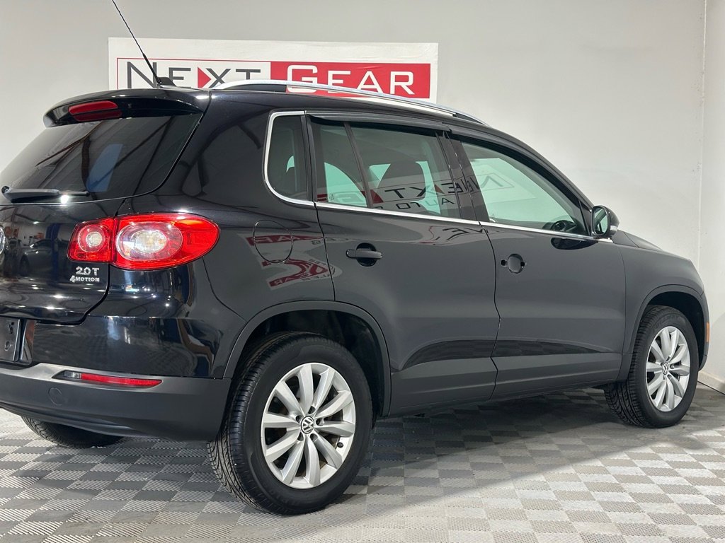 Used 2011 Volkswagen Tiguan S image 10