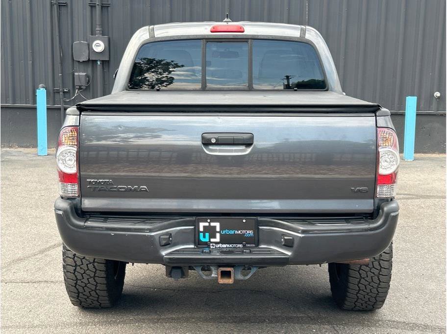 Used 2014 Toyota Tacoma 4x4 Double Cab image 9