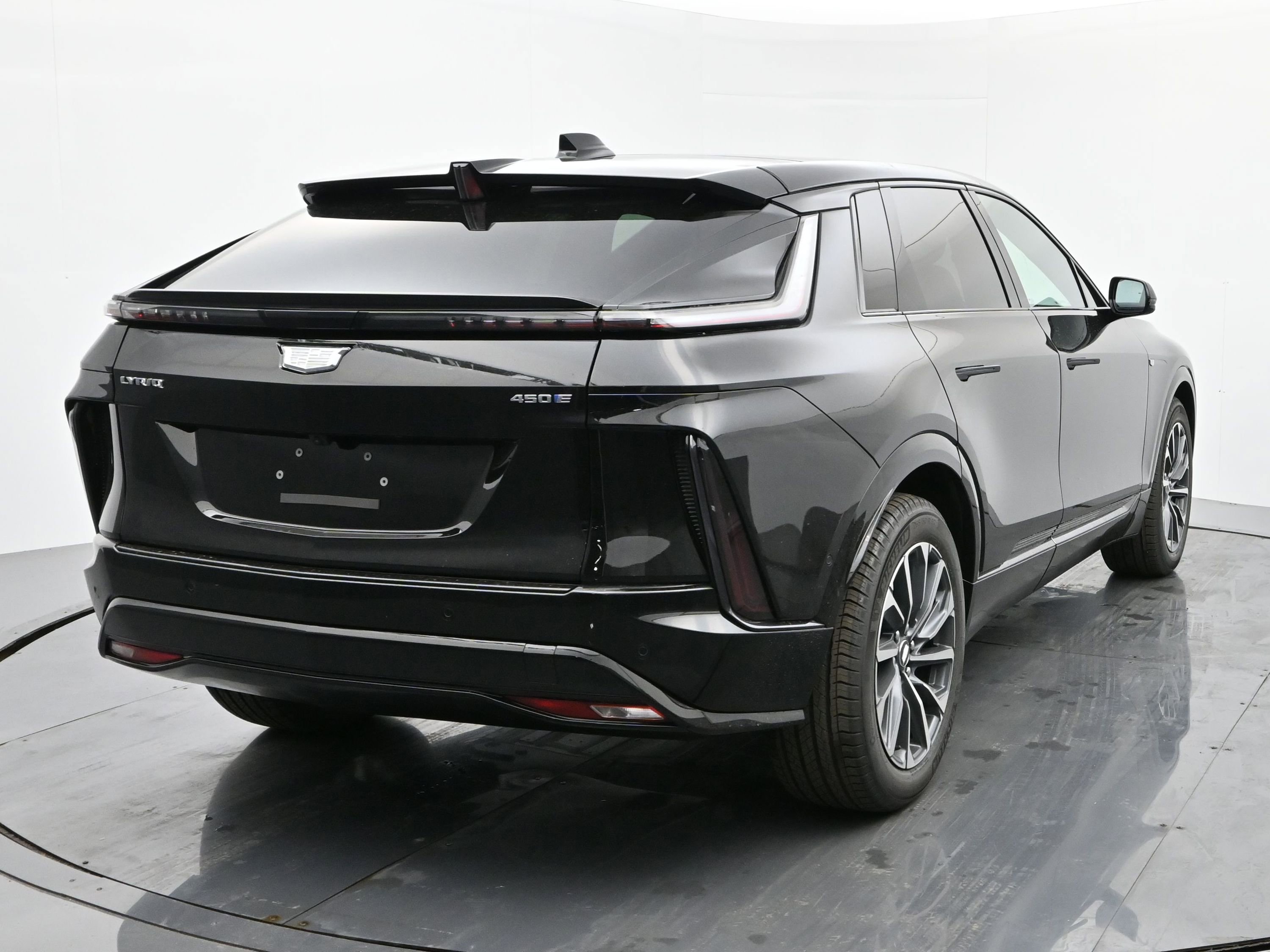 New 2025 Cadillac Lyriq Sport image 5