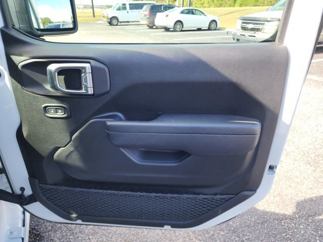 Used 2024 Jeep Wrangler Sport S image 35