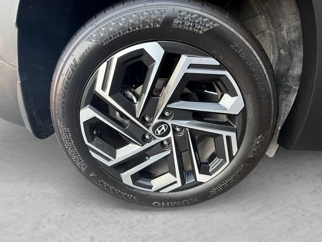 Used 2025 Hyundai Tucson Limited FWD image 23