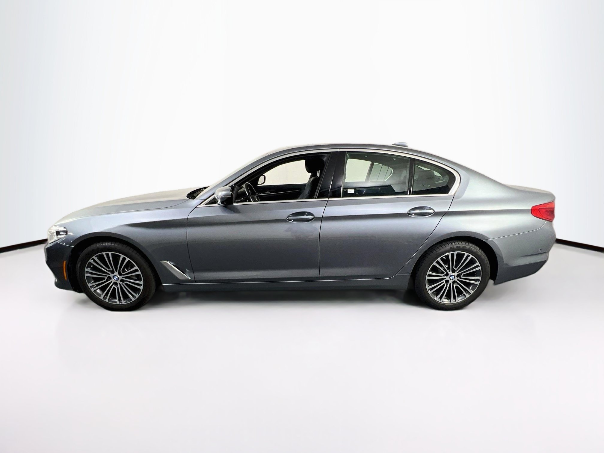 Used 2020 BMW 540i xDrive w/ Executive Package AWD/4WD image 8