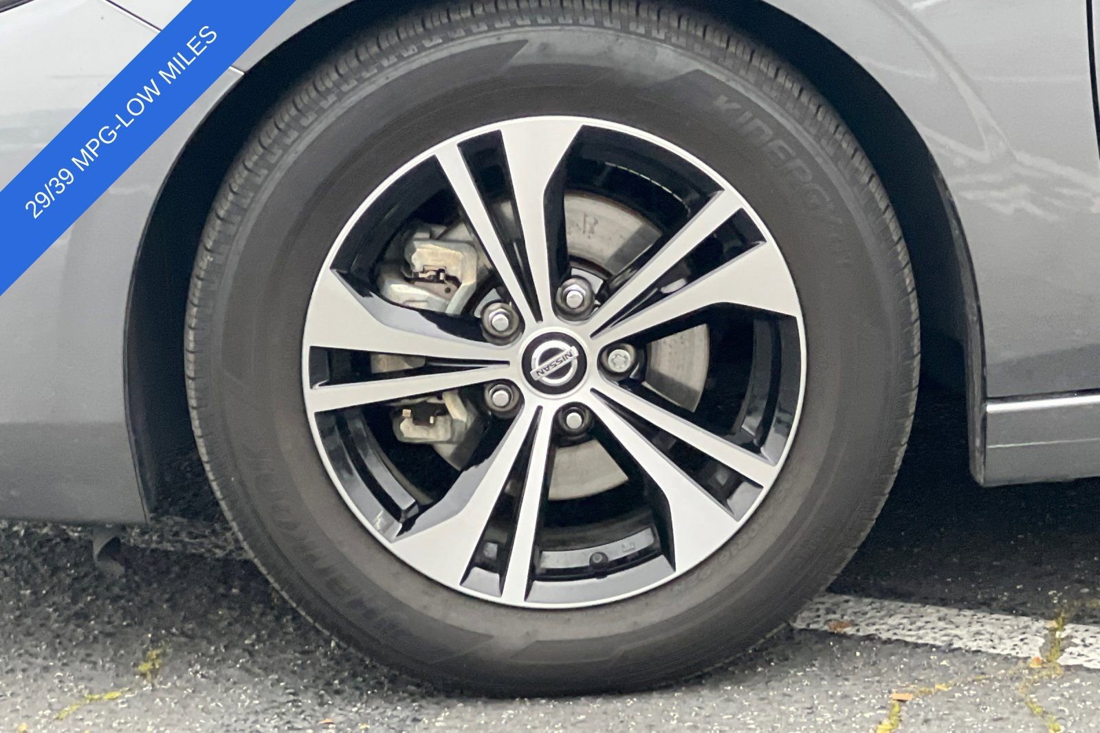 Used 2023 Nissan Sentra SV w/ All-Weather Package image 25