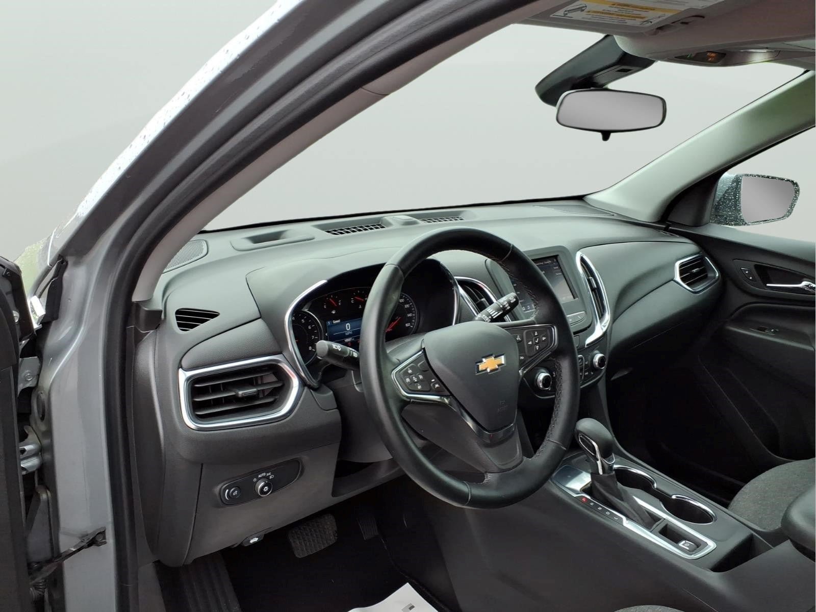 Used 2024 Chevrolet Equinox LT FWD image 11