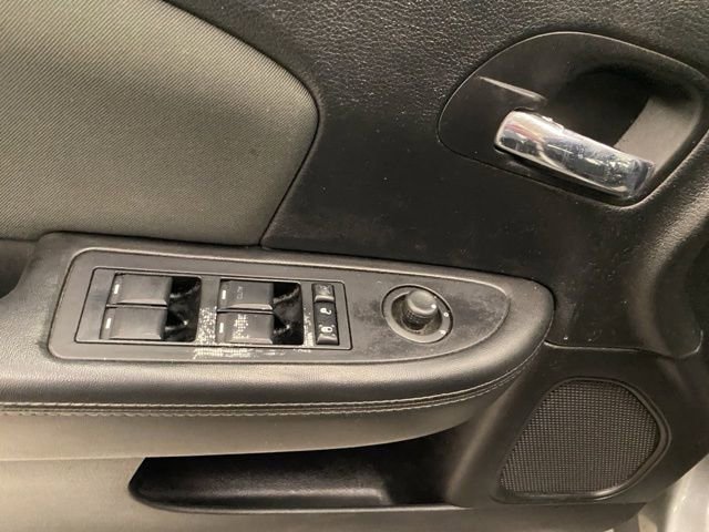 Used 2012 Chrysler 200 LX image 19