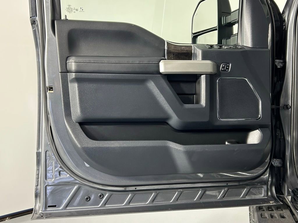 Used 2022 Ford F250 Lariat w/ Tremor Off-Road Package image 36