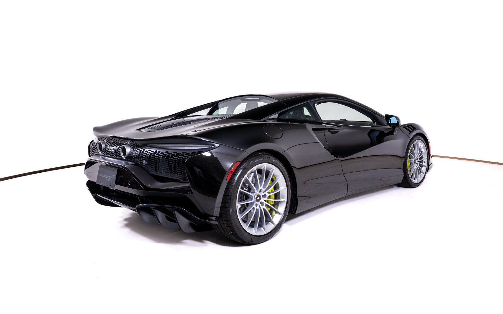 New 2027 McLaren Artura RWD image 5