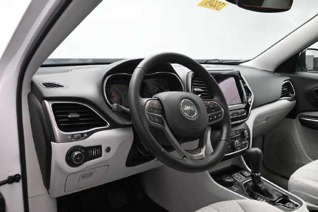 Used 2021 Jeep Cherokee Limited AWD/4WD image 9