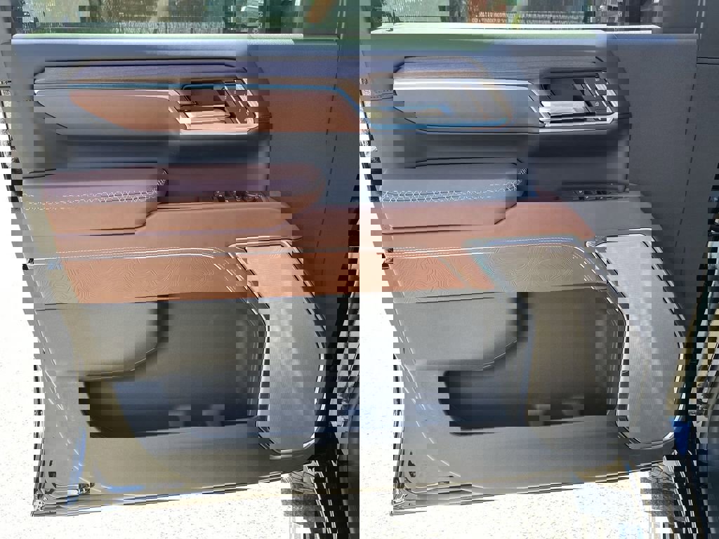 New 2025 GMC Sierra 3500 Denali Ultimate image 23