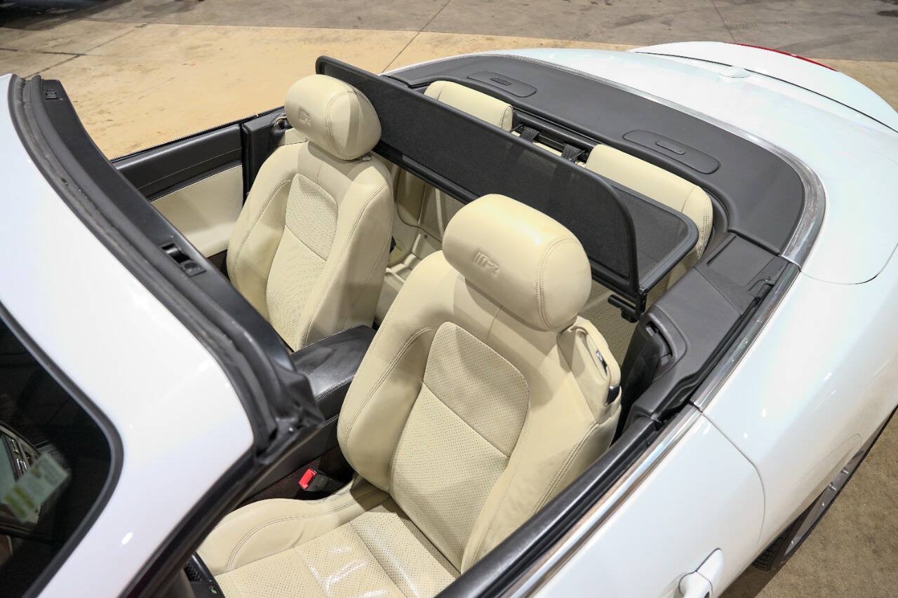 Used 2014 Jaguar XKR R RWD image 19