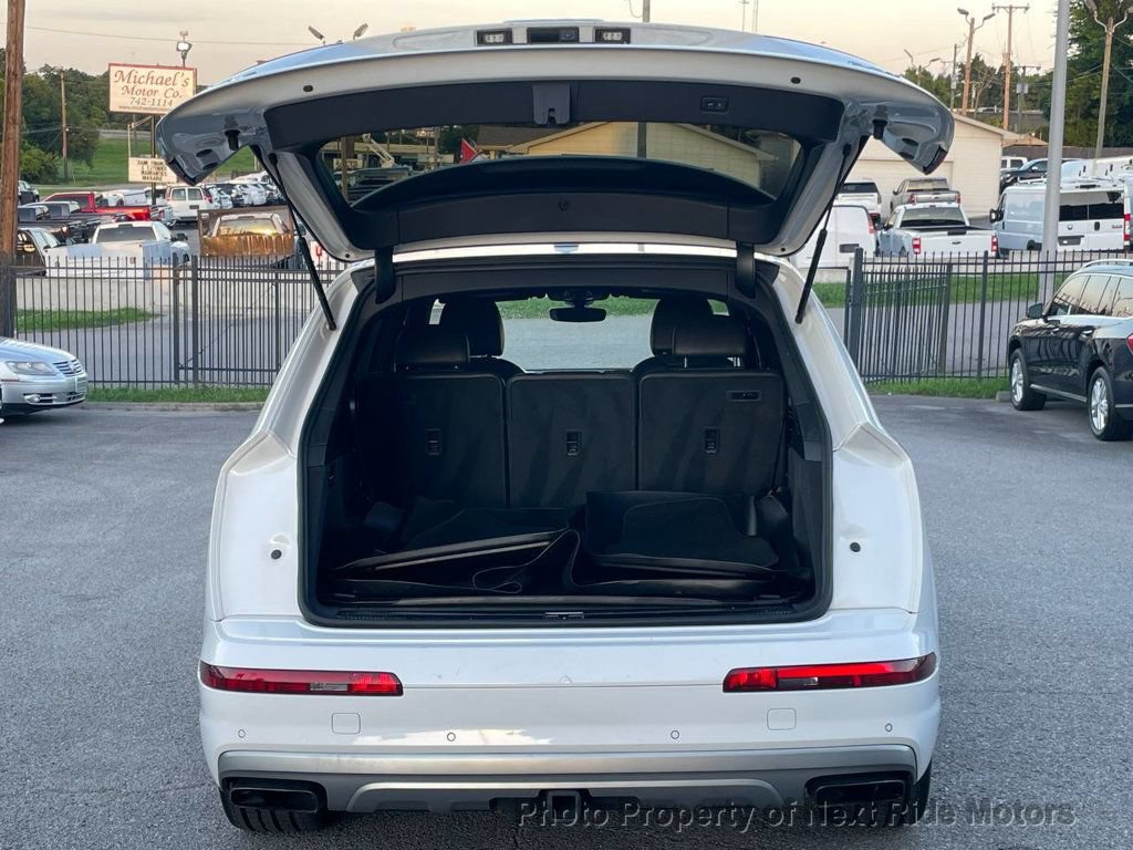 Used 2017 Audi Q7 3.0T Premium Plus w/ Premium Plus Package AWD/4WD image 35