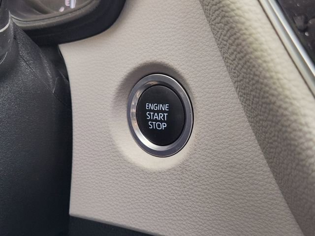 Used 2023 Toyota Corolla LE w/ LE Convenience Package image 17