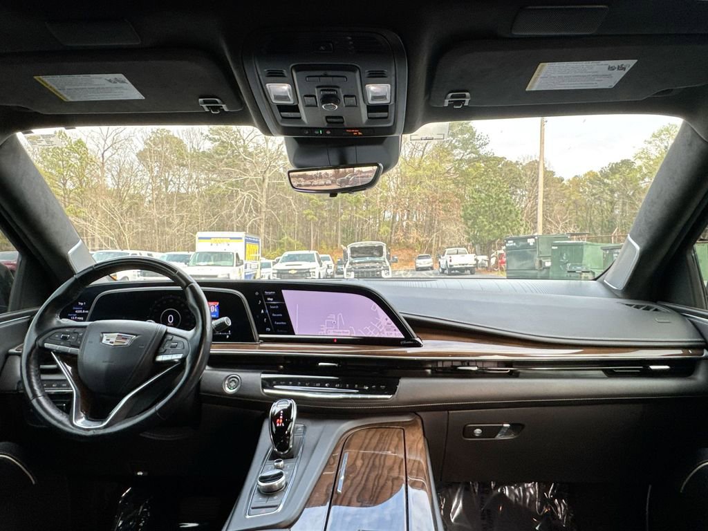 Used 2023 Cadillac Escalade ESV Premium Luxury Platinum image 31