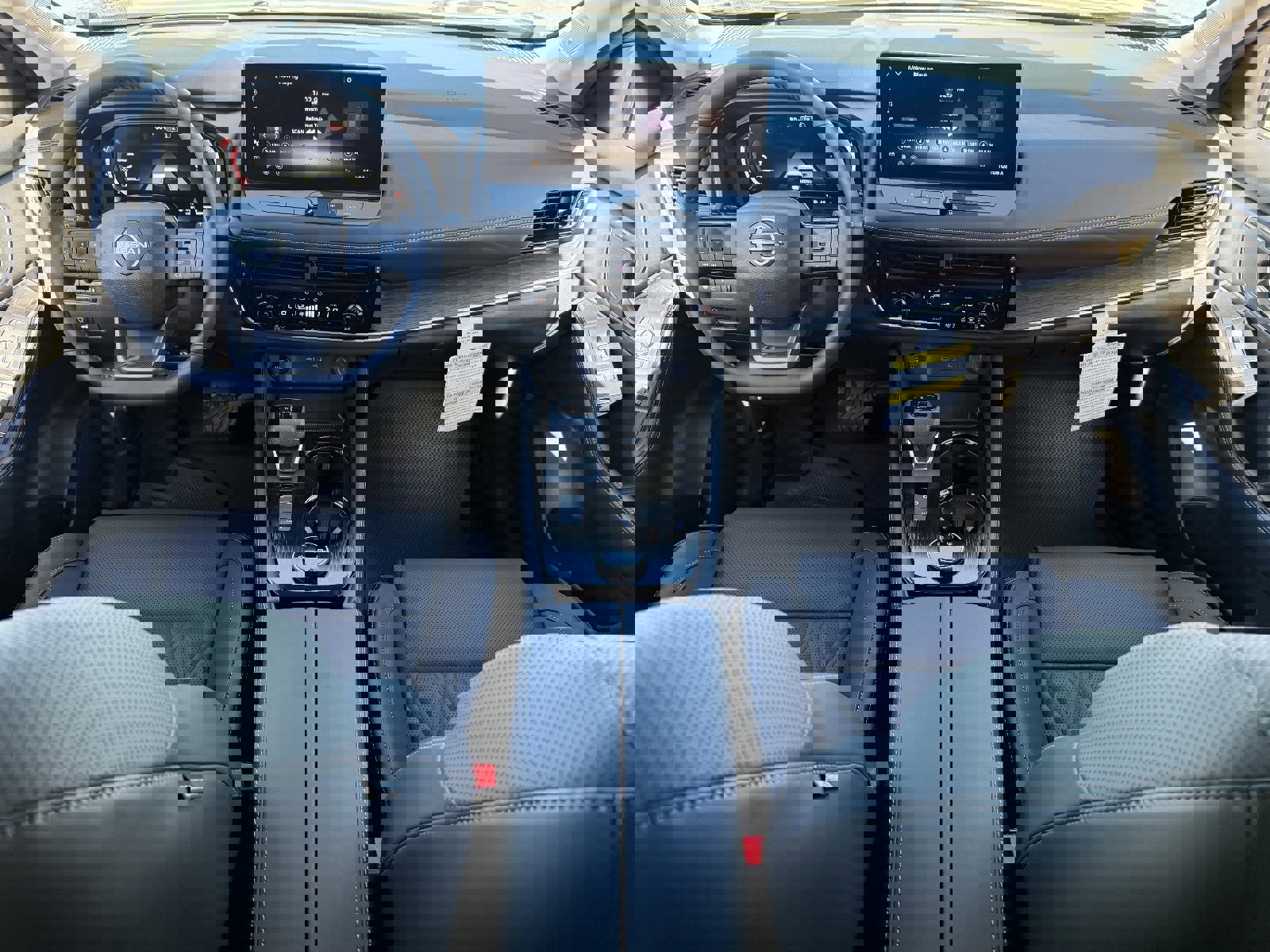 New 2026 Nissan Rogue Platinum image 16