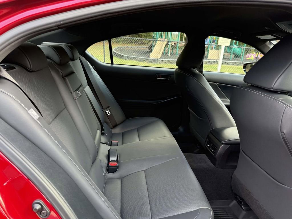 Used 2022 Lexus IS 300 AWD image 14