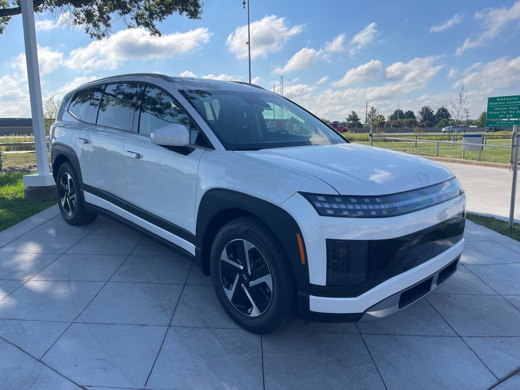 New 2026 Hyundai Ioniq 9 SE image 7