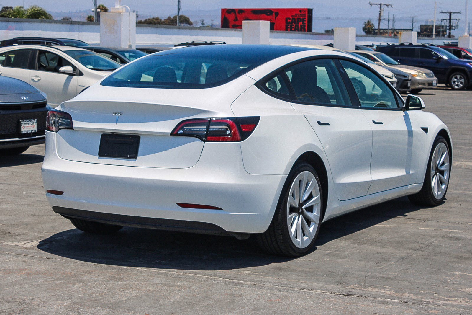 Used 2023 Tesla Model 3 Standard Range RWD image 9