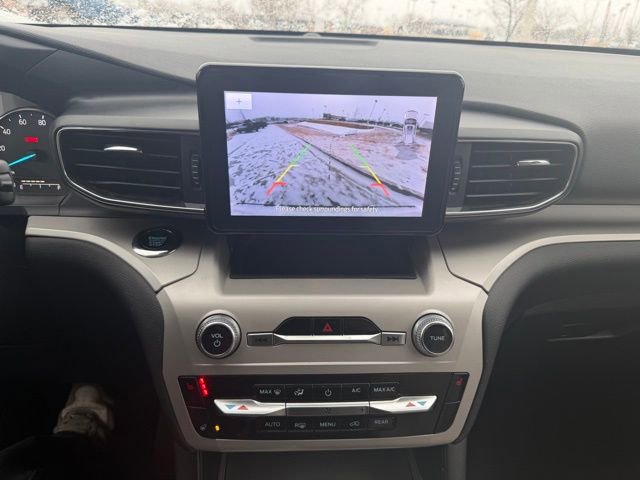 Used 2024 Ford Explorer XLT w/ Equipment Group 202A image 21