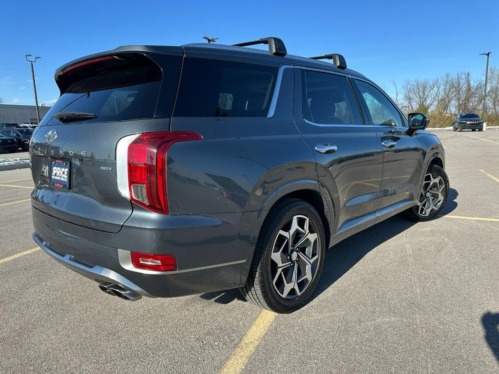 Used 2022 Hyundai Palisade Calligraphy image 7