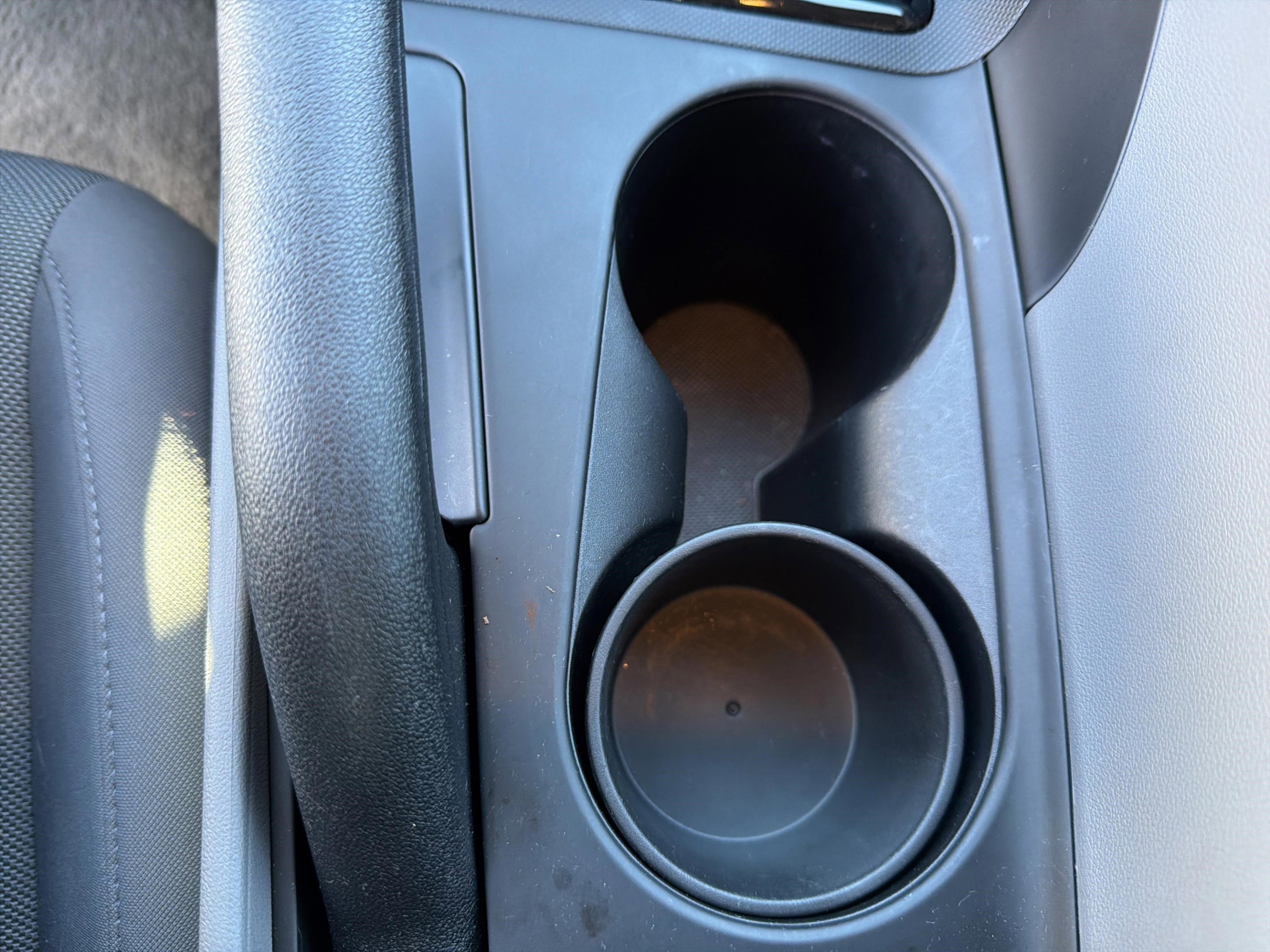 Used 2025 Hyundai Elantra SE image 17