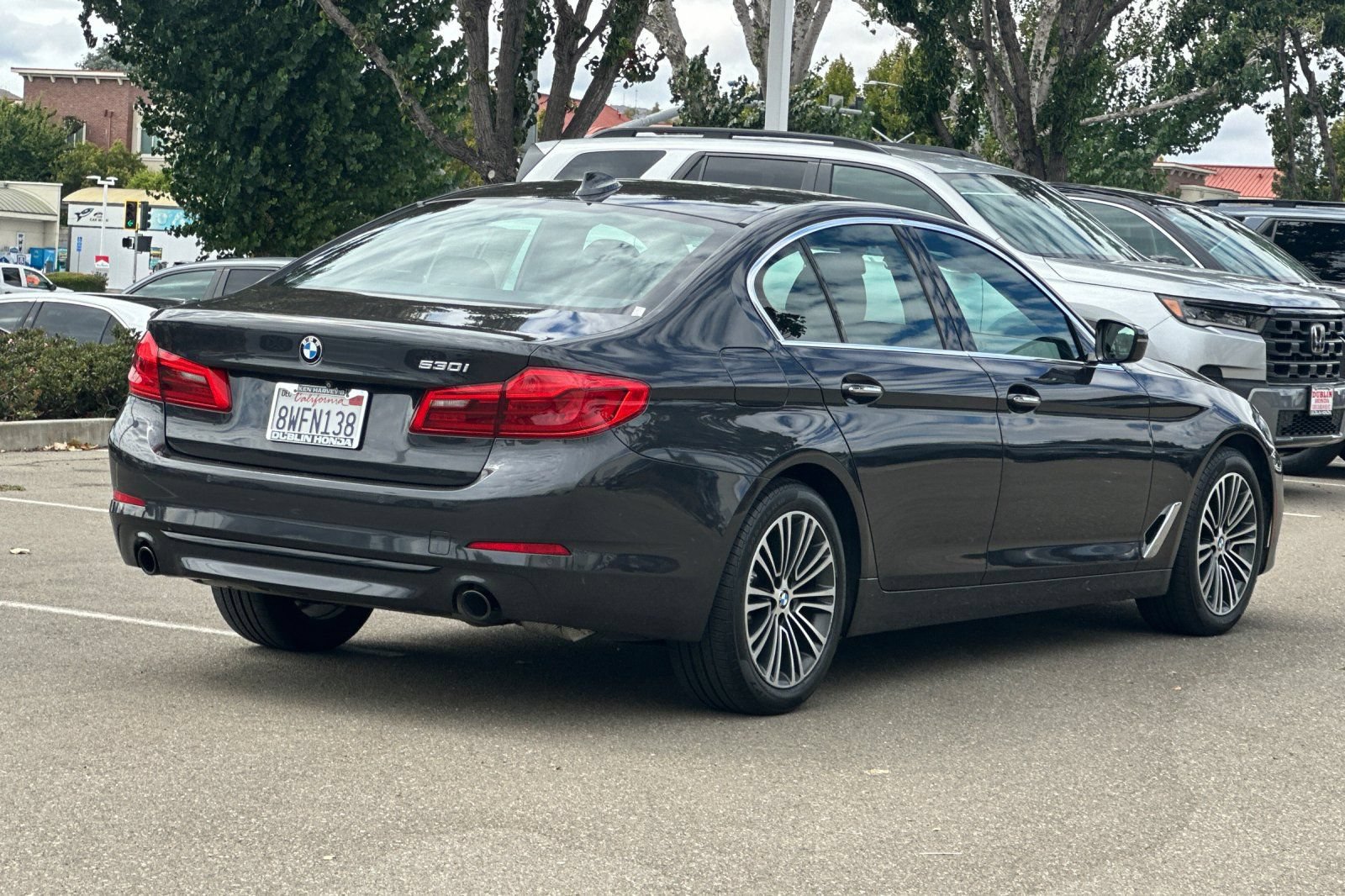Used 2018 BMW 530i RWD image 4