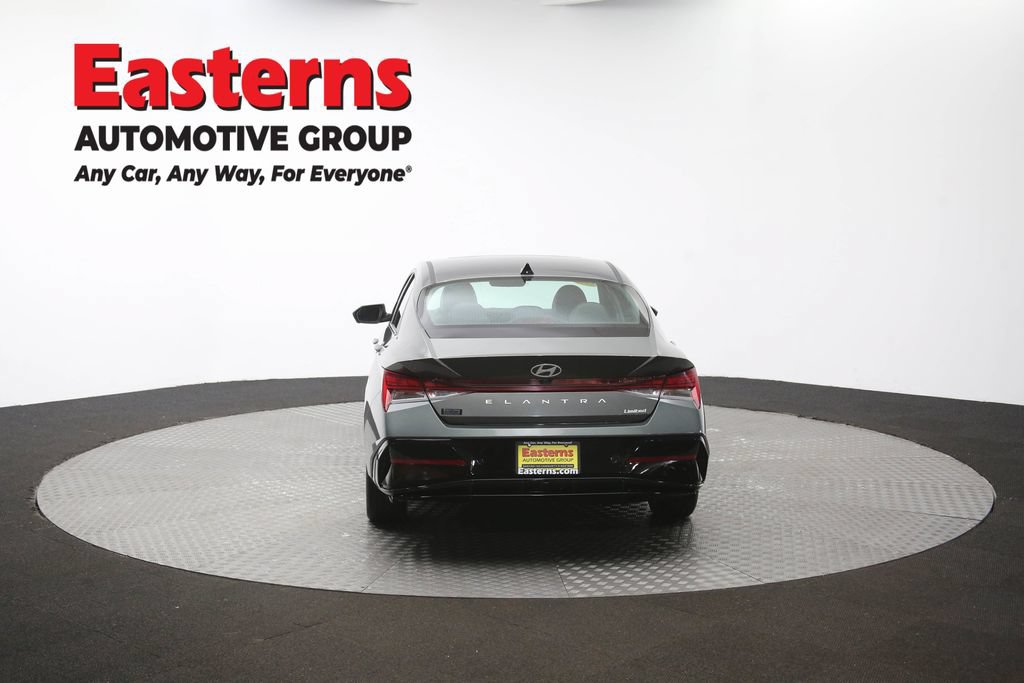 Used 2024 Hyundai Elantra Limited FWD image 38