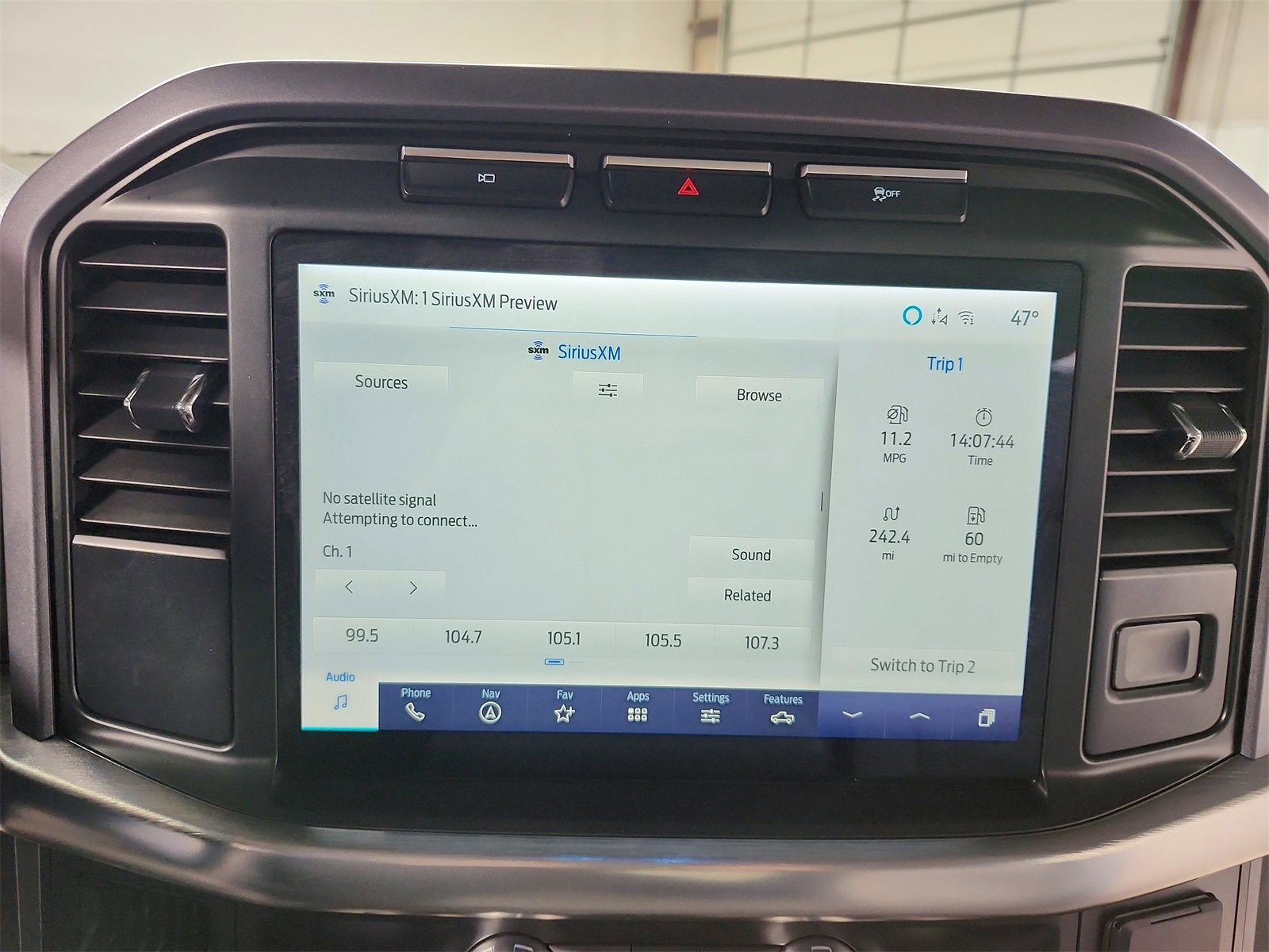 Used 2023 Ford F150 Lariat image 29