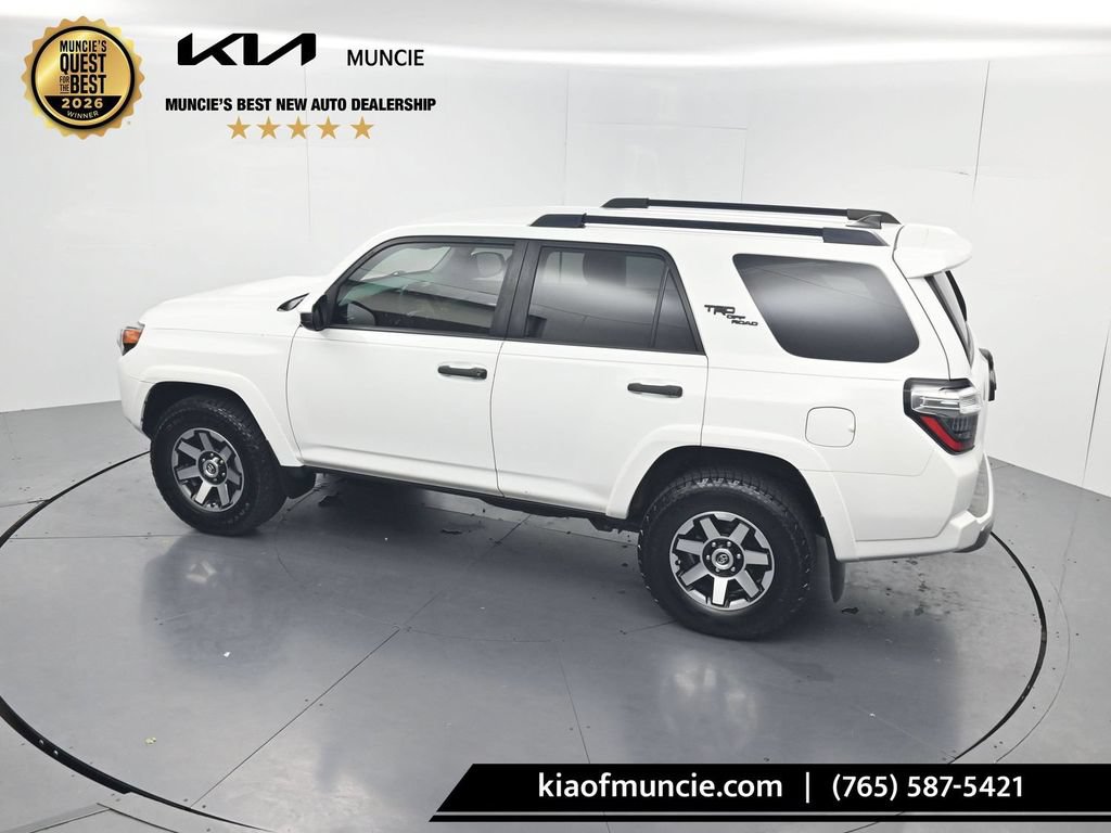 Used 2021 Toyota 4Runner TRD Off-Road AWD/4WD image 46
