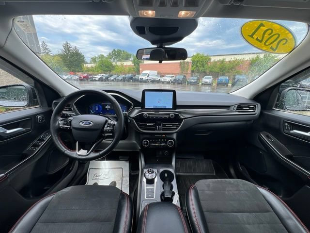 Used 2021 Ford Escape SEL w/ SEL Stealth AWD Package image 19