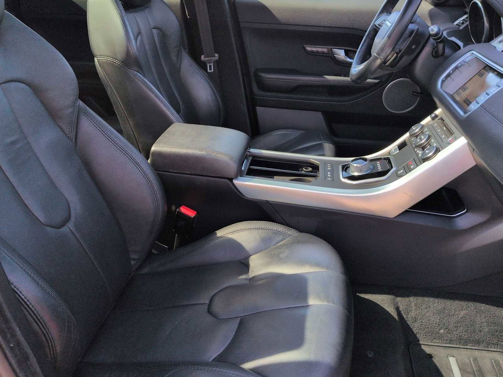 Used 2014 Land Rover Range Rover Evoque Pure Premium image 23