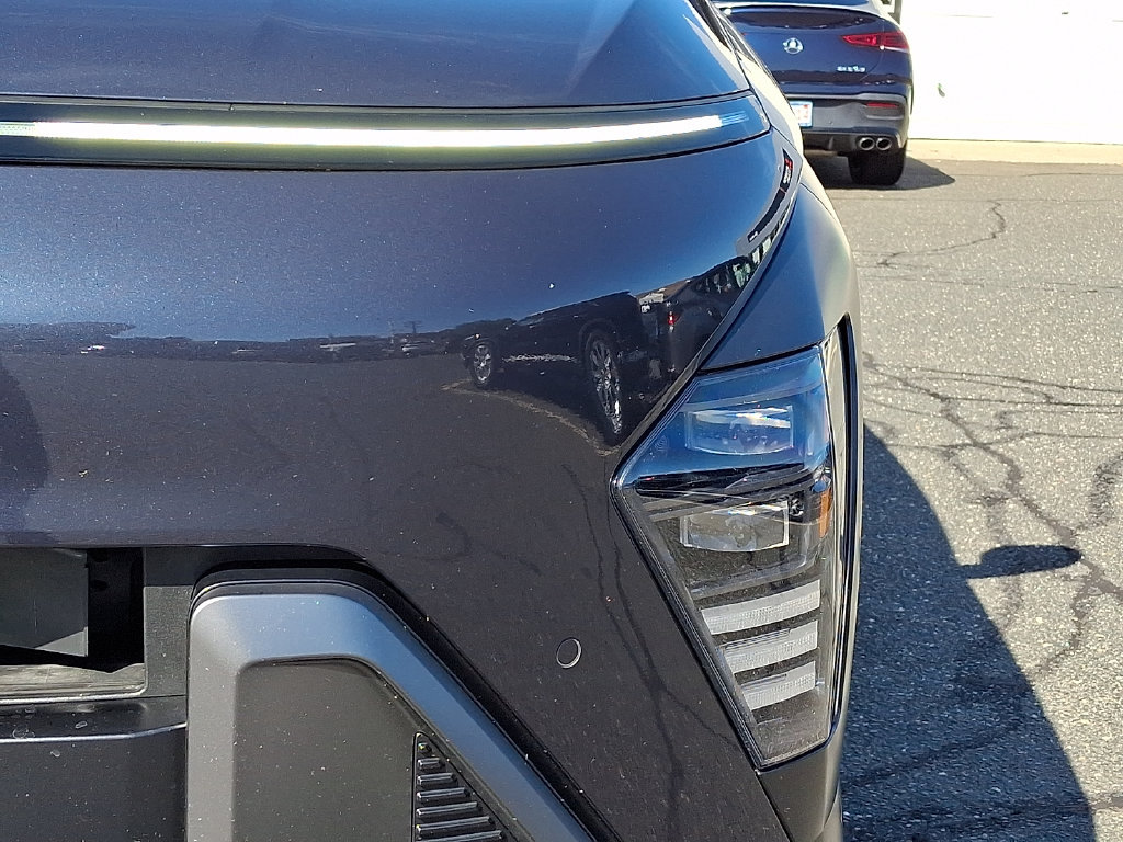Used 2024 Hyundai Kona Limited AWD/4WD image 9