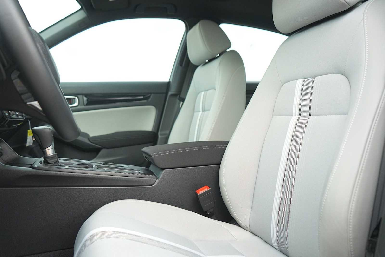 Certified 2025 Honda Civic Sport image 11