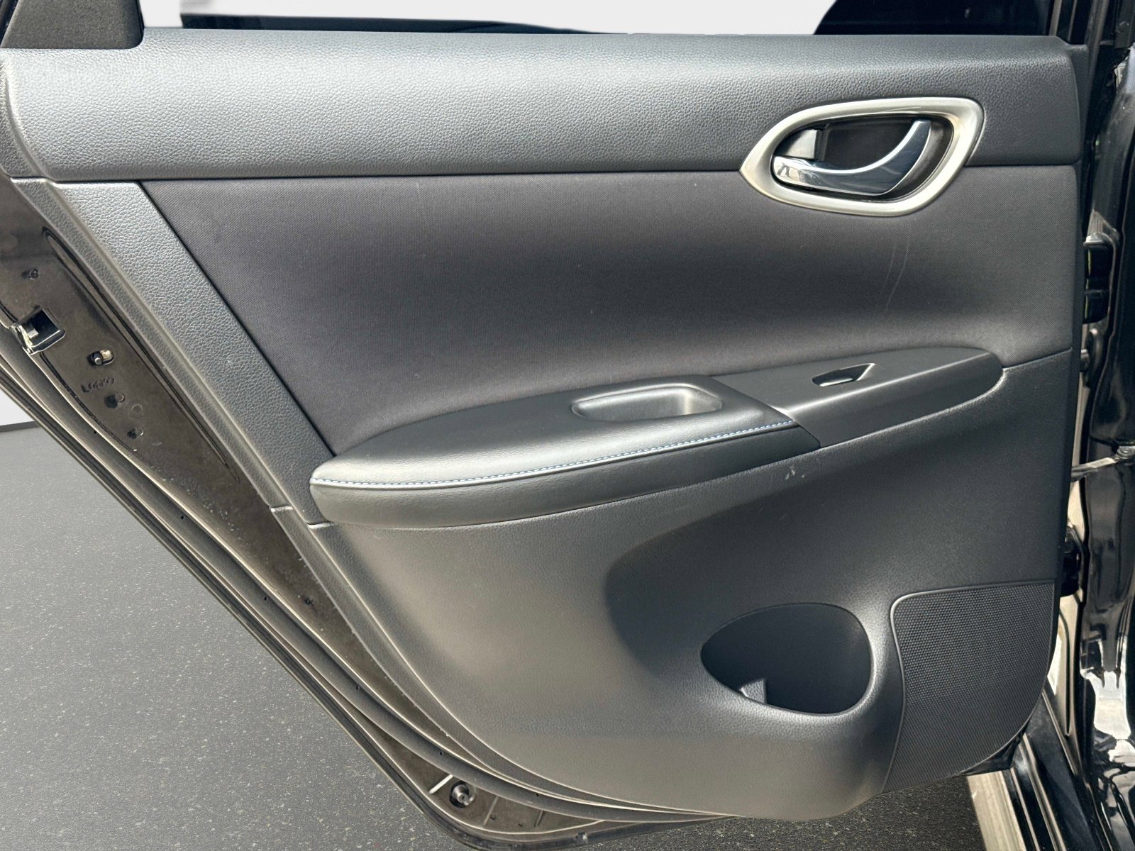 Used 2018 Nissan Sentra SR image 12