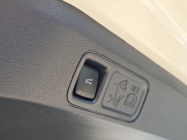 Used 2023 Lincoln Navigator L Black Label AWD/4WD image 32
