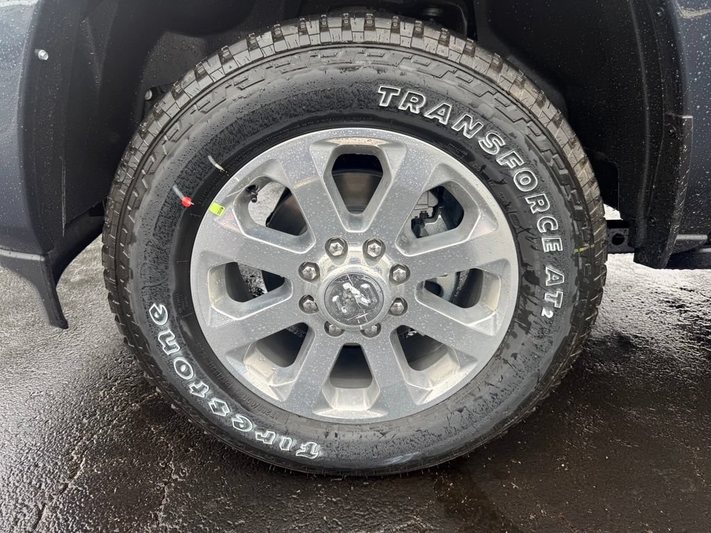 New 2026 RAM 2500 Laramie AWD/4WD image 12