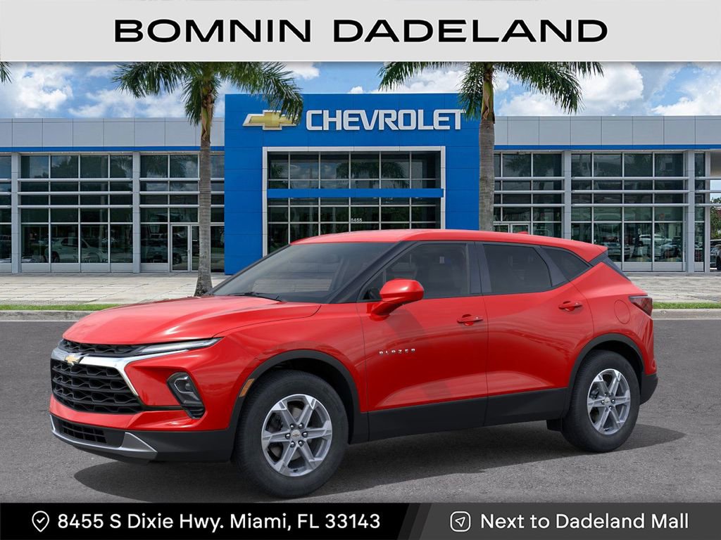 New 2025 Chevrolet Blazer LT image 3