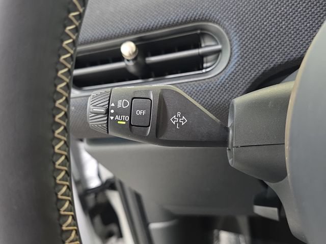 Used 2025 MINI Cooper 2-Door Hardtop FWD image 22
