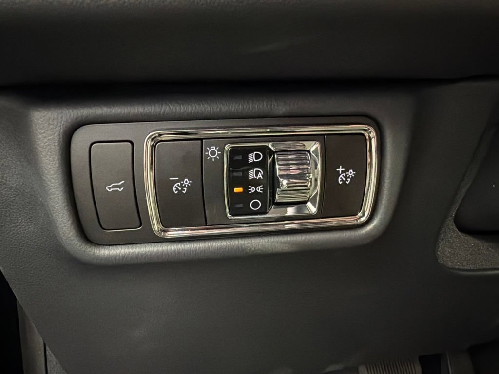 New 2026 Lincoln Aviator Reserve w/ Jet Appearance Package AWD/4WD image 24