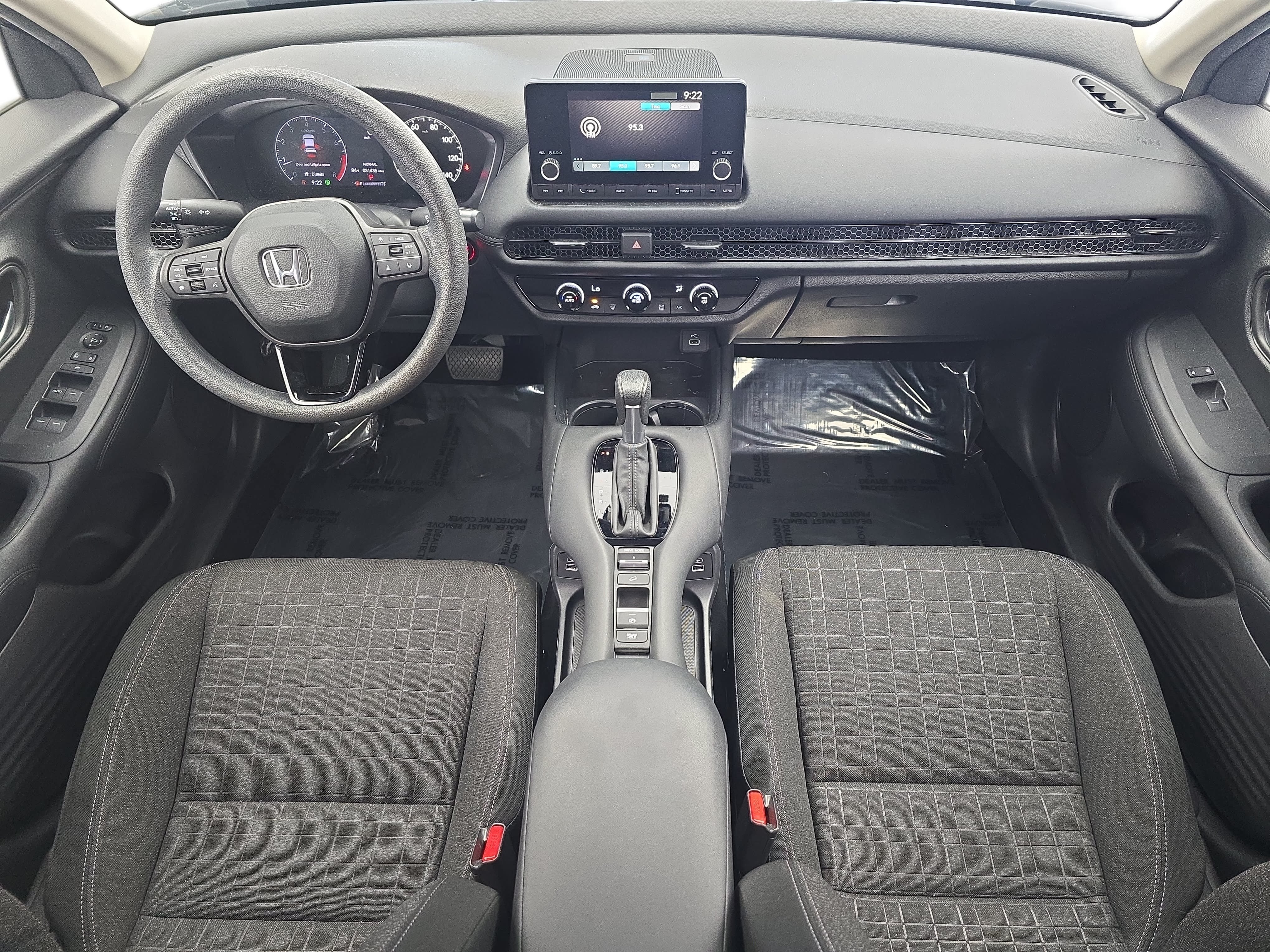 Used 2023 Honda HR-V LX image 9