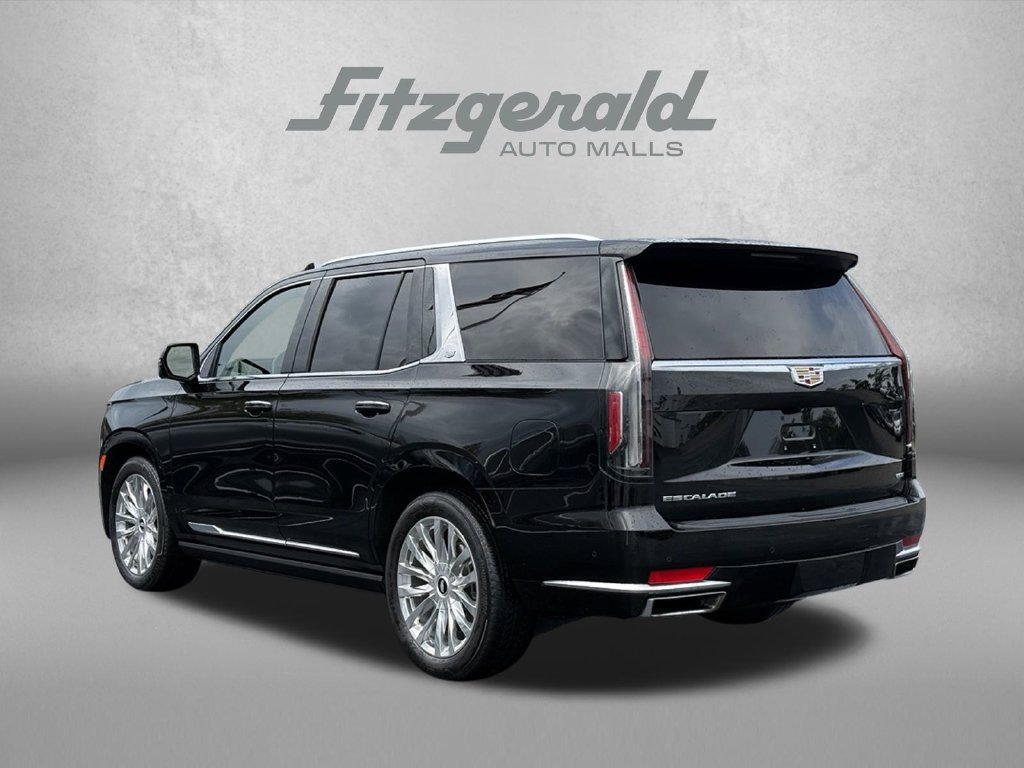 Used 2024 Cadillac Escalade Premium Luxury w/ Performance Package AWD/4WD image 7