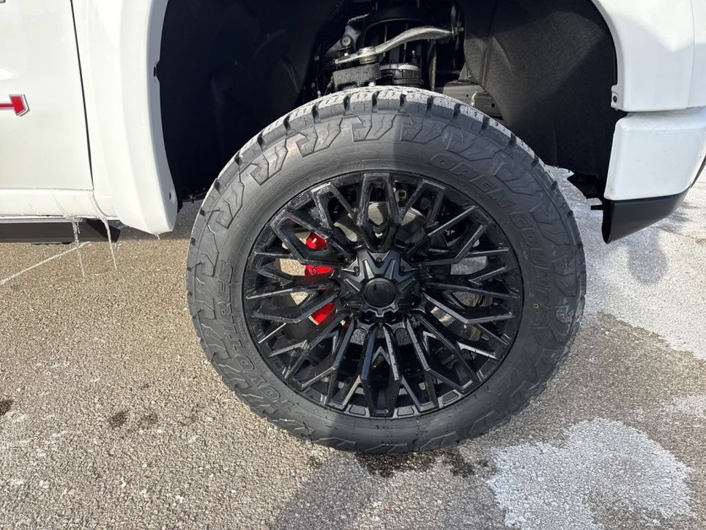 New 2026 GMC Sierra 1500 AT4 w/ Technology Package AWD/4WD image 16