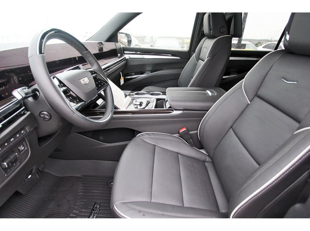 New 2026 Cadillac Escalade ESV Luxury w/ Touring Package AWD/4WD image 6