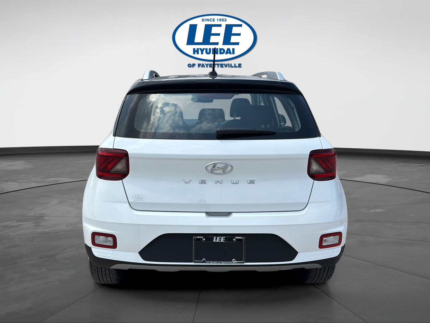 New 2026 Hyundai Venue SEL FWD image 4