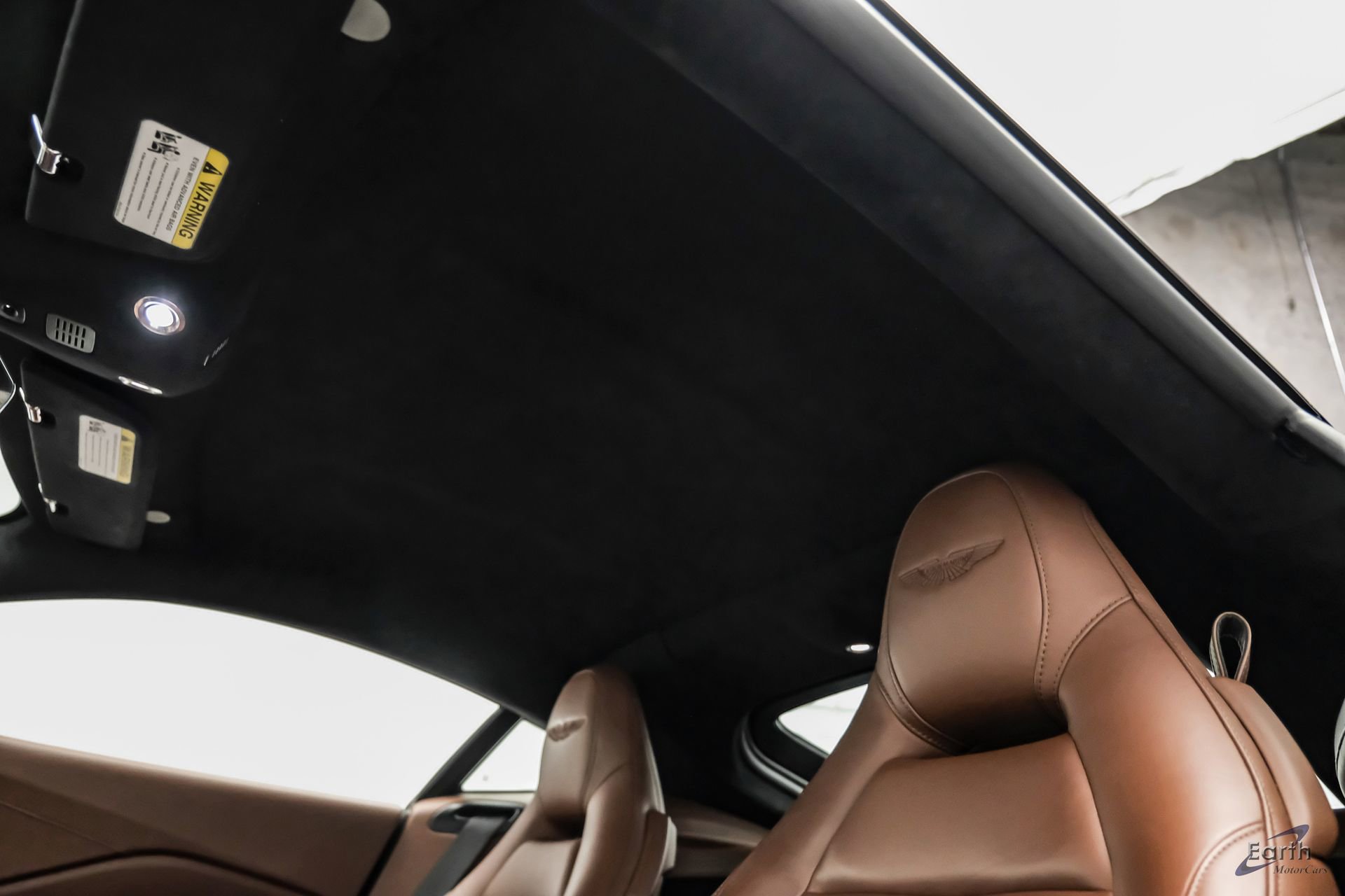 Used 2020 Aston Martin V8 Vantage Coupe RWD image 35