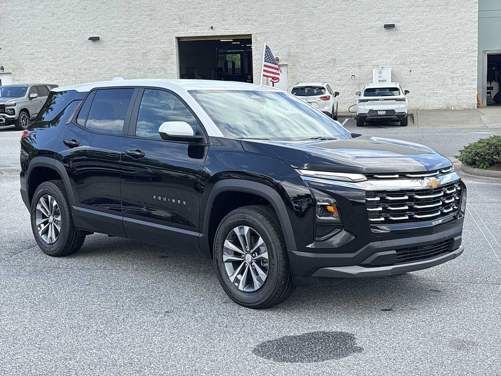 New 2026 Chevrolet Equinox LT FWD image 4