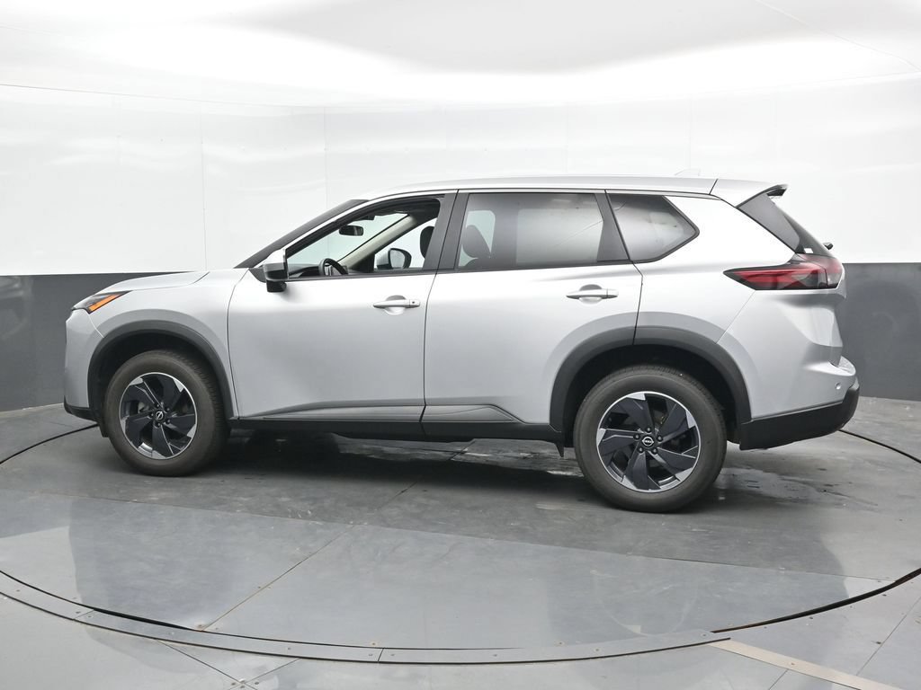 Used 2025 Nissan Rogue SV AWD/4WD image 8