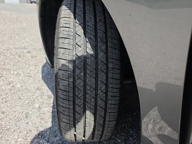 Used 2026 Toyota Sienna Limited FWD image 29