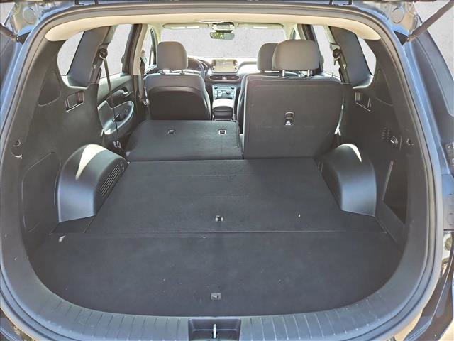 Used 2023 Hyundai Santa Fe SE image 6