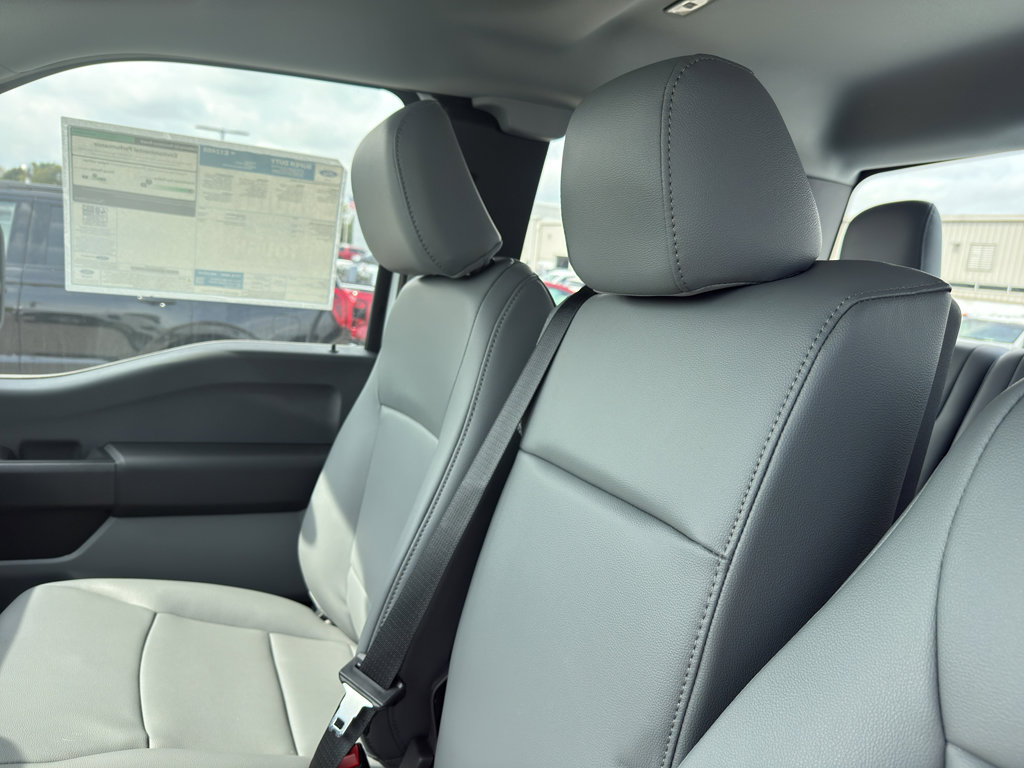 New 2025 Ford F350 XL w/ XL Chrome Package image 21